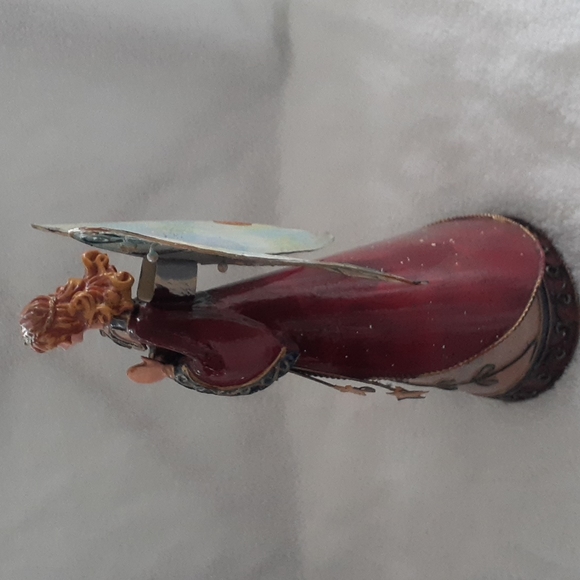 Vintage Rustic Metal Angel. - Picture 3 of 7